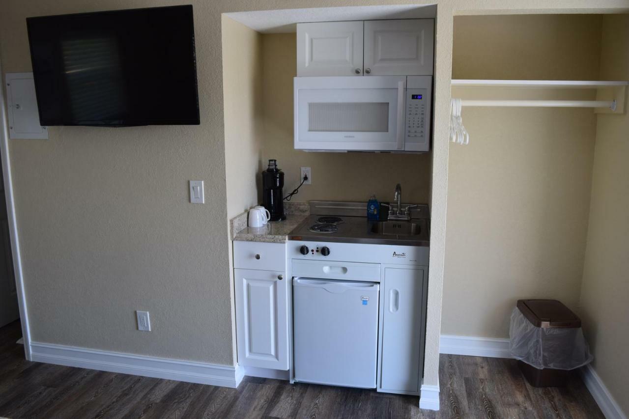 Caribbean Shores Jensen Beach Motel Экстерьер фото