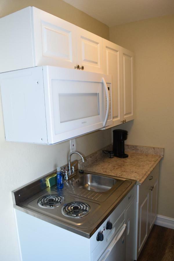 Caribbean Shores Jensen Beach Motel Экстерьер фото
