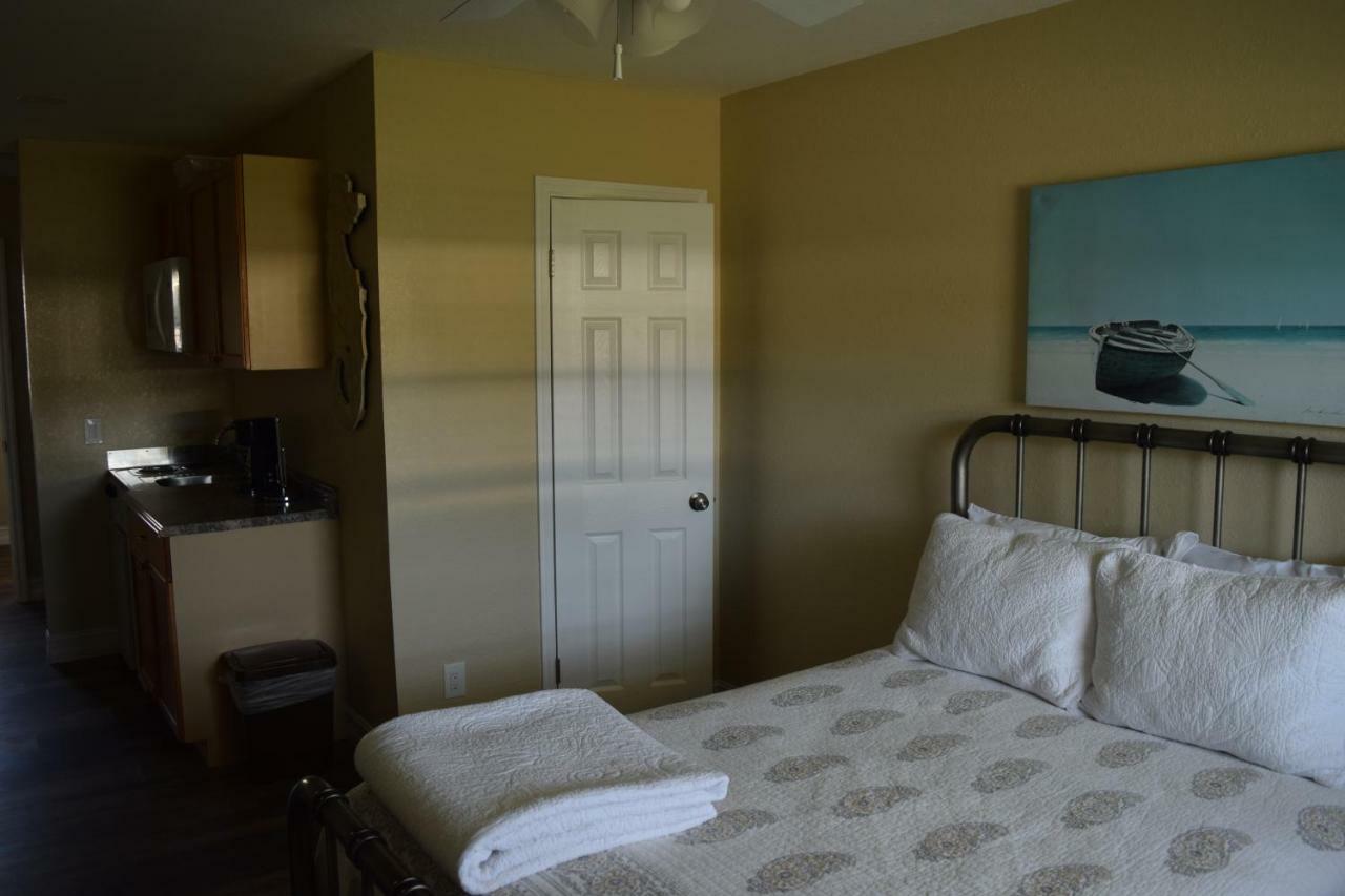 Caribbean Shores Jensen Beach Motel Экстерьер фото